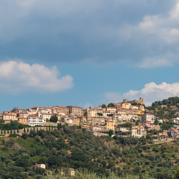 Il borgo di Scarlino